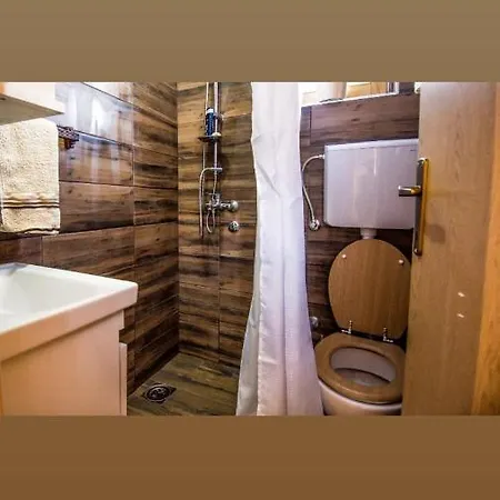 Tisina Tare Vakantiehuis Bajina Basta